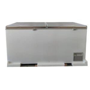 Solid Door Chest Freezer 650 BD-650